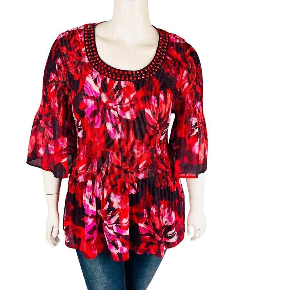 Catherines Womans Sz 1X 18/20W Blouse 3/4 Sleeve Stretch Red Floral Crinkle Bead